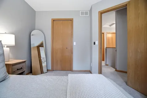8854 Spring Lane Woodbury MN 55125