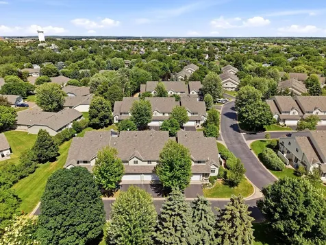 8854 Spring Lane Woodbury MN 55125