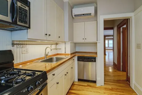 2895 James Avenue S Minneapolis MN 55408