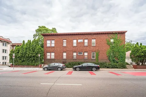 2895 James Avenue S Minneapolis MN 55408