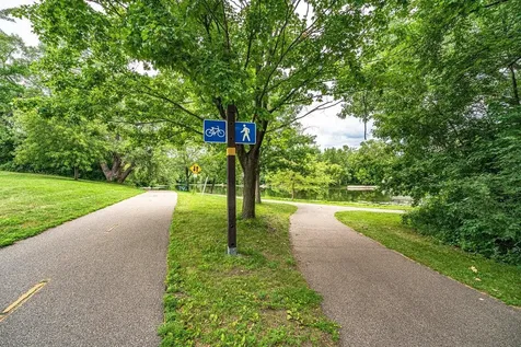 2895 James Avenue S Minneapolis MN 55408