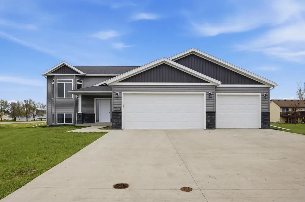 1202 Southview Drive SW Glyndon MN 56547
