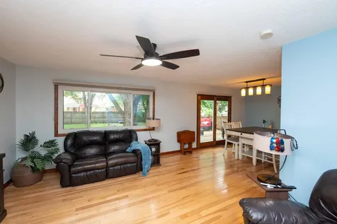 7484 Jeffery Lane S Cottage Grove MN 55016