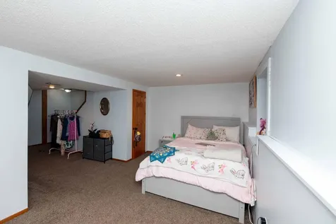 7484 Jeffery Lane S Cottage Grove MN 55016
