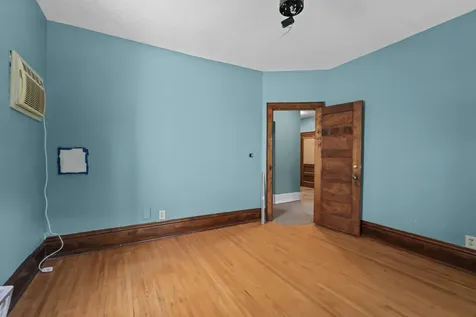 1204 Harmon Place Minneapolis MN 55403