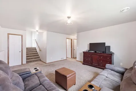6093 59th Street S Fargo ND 58104