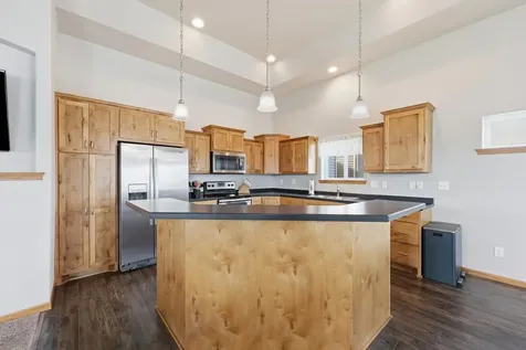 6093 59th Street S Fargo ND 58104