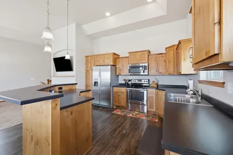 6093 59th Street S Fargo ND 58104