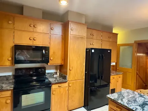 1008 W Ash Avenue Olivia MN 56277