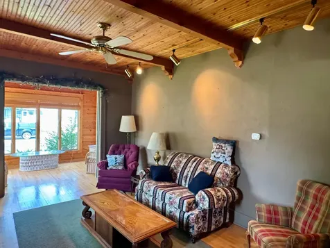 1008 W Ash Avenue Olivia MN 56277