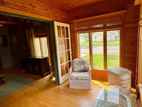 1008 W Ash Avenue Olivia MN 56277