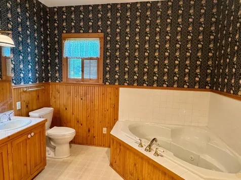 1008 W Ash Avenue Olivia MN 56277