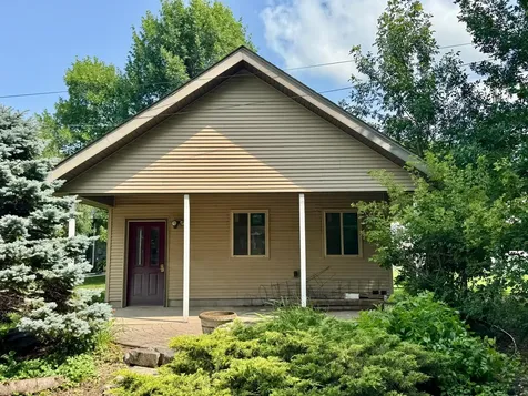 1008 W Ash Avenue Olivia MN 56277