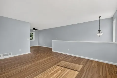4388 Blakewood Drive Shakopee MN 55379