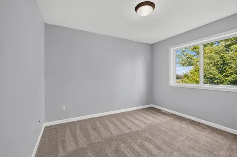 4388 Blakewood Drive Shakopee MN 55379