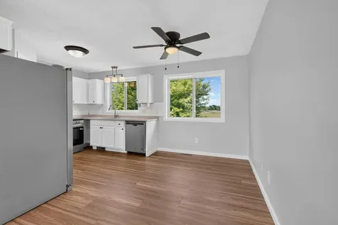 4388 Blakewood Drive Shakopee MN 55379