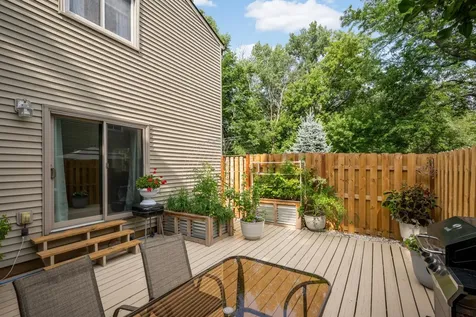 1539 Greenwood Court N Eagan MN 55122