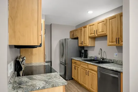 1539 Greenwood Court N Eagan MN 55122