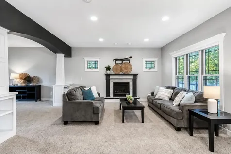 213 Victoria Boulevard Mankato MN 56001
