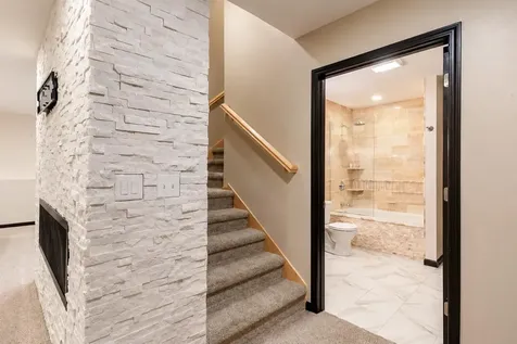 213 Victoria Boulevard Mankato MN 56001
