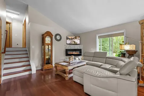 8038 Griffith Avenue NW Maple Lake MN 55358