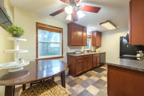 2024 Maple Street Hastings MN 55033