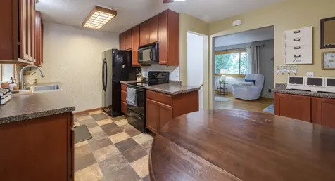 2024 Maple Street Hastings MN 55033