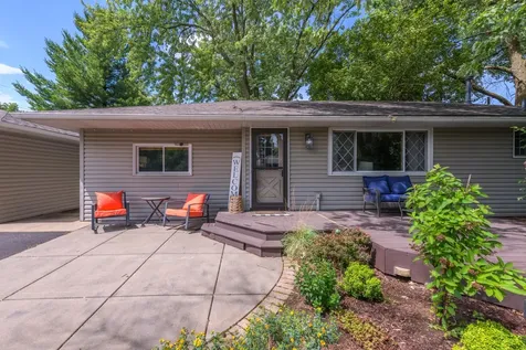 2024 Maple Street Hastings MN 55033