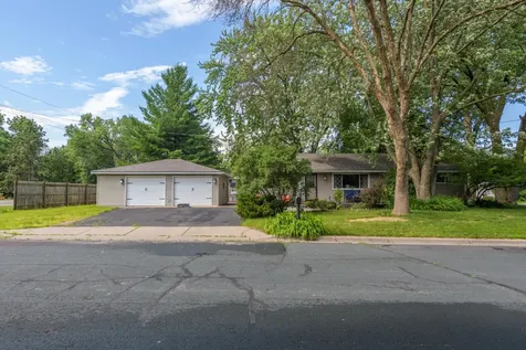 2024 Maple Street Hastings MN 55033
