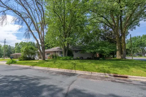 2024 Maple Street Hastings MN 55033