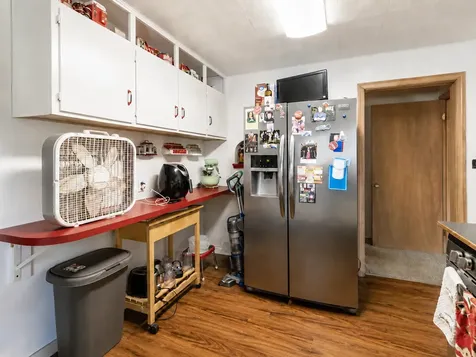 10 Buck Avenue NE Madelia MN 56062