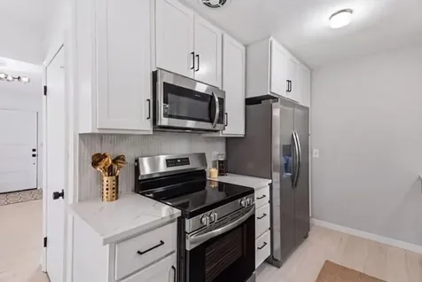 3662 Robin Lane Minnetonka MN 55305