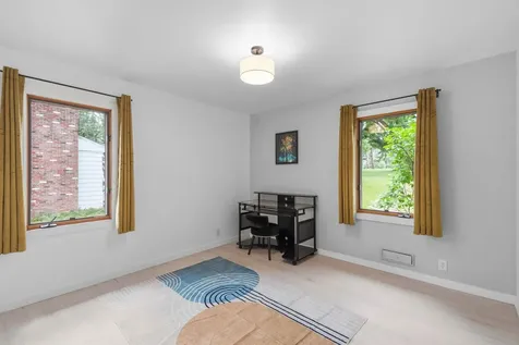 3662 Robin Lane Minnetonka MN 55305