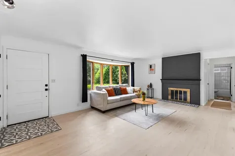3662 Robin Lane Minnetonka MN 55305