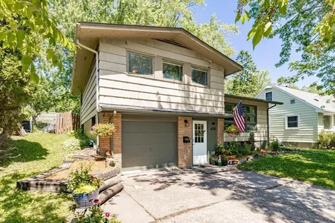 4119 Pitt Street Duluth MN 55804