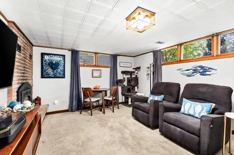 4119 Pitt Street Duluth MN 55804