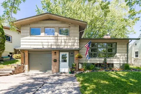 4119 Pitt Street Duluth MN 55804