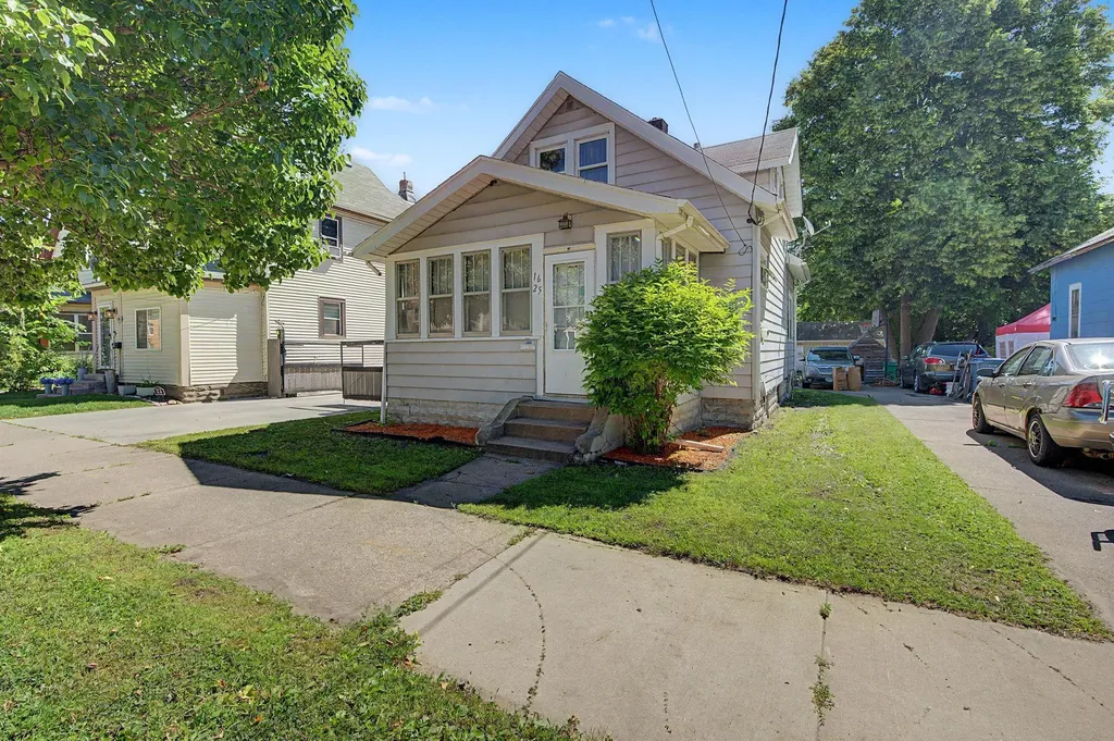 1625 Polk Street NE Minneapolis MN 55413