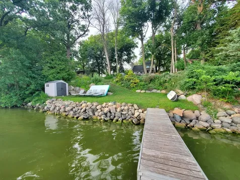 24150 E Cedar Lake Drive New Prague MN 56071