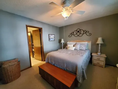 24150 E Cedar Lake Drive New Prague MN 56071