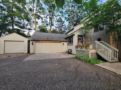 24150 E Cedar Lake Drive New Prague MN 56071