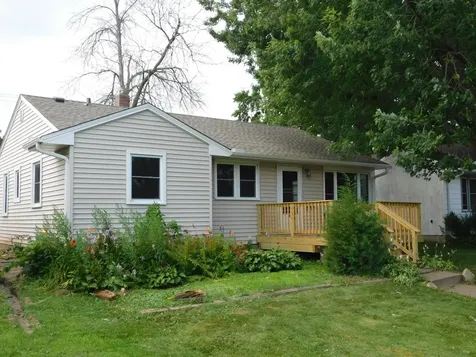 1940 Hoyt Avenue E Saint Paul MN 55119