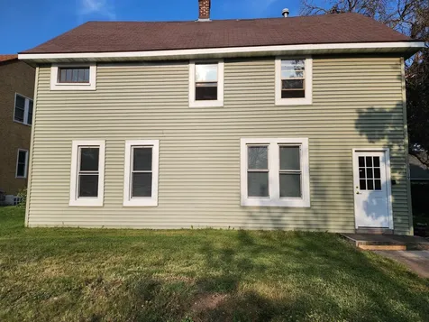 119 10th Avenue S South Saint Paul MN 55075