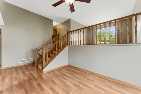 9610 Lakeside Trail Champlin MN 55316