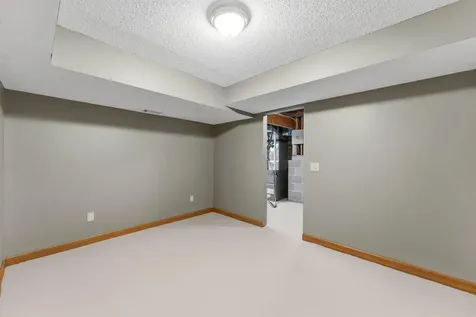 9610 Lakeside Trail Champlin MN 55316
