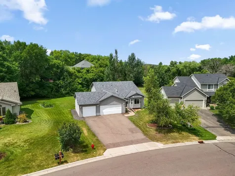 9610 Lakeside Trail Champlin MN 55316