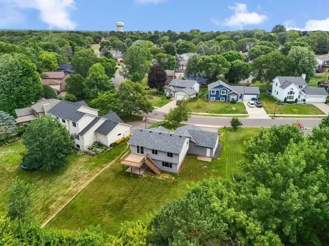 9610 Lakeside Trail Champlin MN 55316