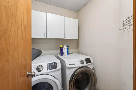 1451 Magnolia Avenue E Saint Paul MN 55106