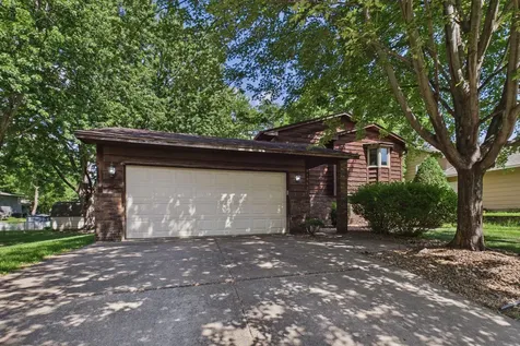 9194 Goldenrod Lane N Maple Grove MN 55369