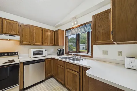 9194 Goldenrod Lane N Maple Grove MN 55369